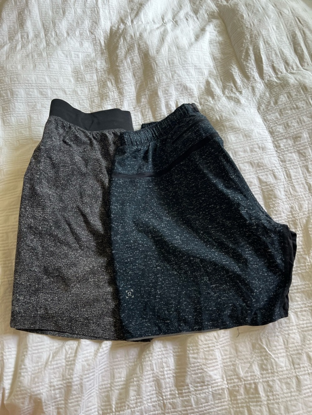 Lululemon  set of two men’s Athletic Shorts 🩳